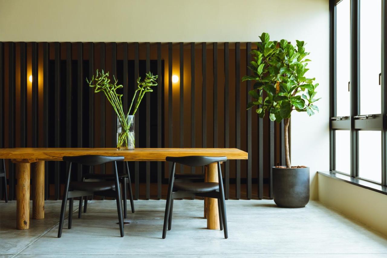 Hotel Karae Karacu Kültér fotó